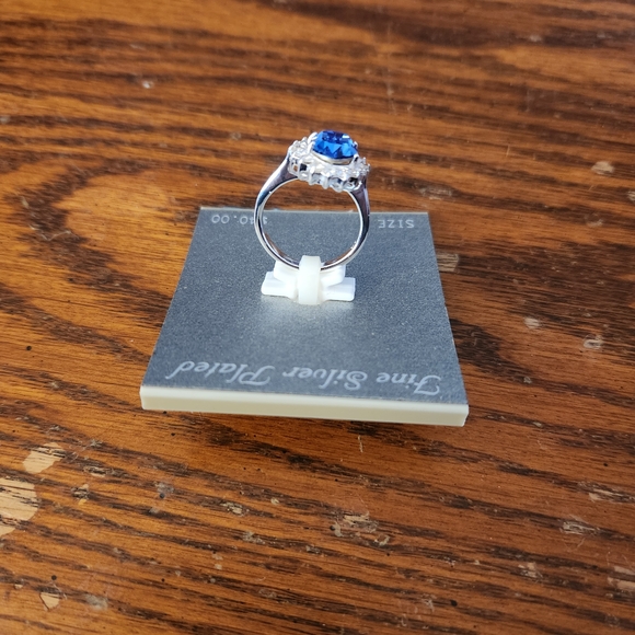 Kohl's Silver Ring with Blue Gemstone - Picture 3 of 4